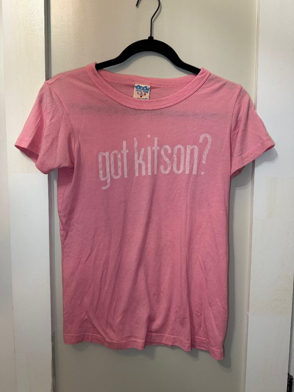 Vtg Y2K Junk Food x Kitson LA "got kitson?" Pink Baby Tee Size L Made in USA